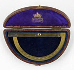 Contact goniometer with fixed arms