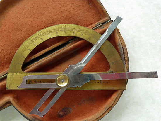 Contact goniometer with detachable arms, Hofmann, Paris