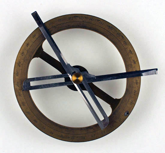 Full-circle contact goniometer with detachable arms