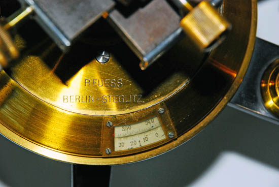 Fuess Model IVa goniometer