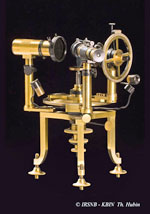 Goldschmidt two circle reflecting goniometer