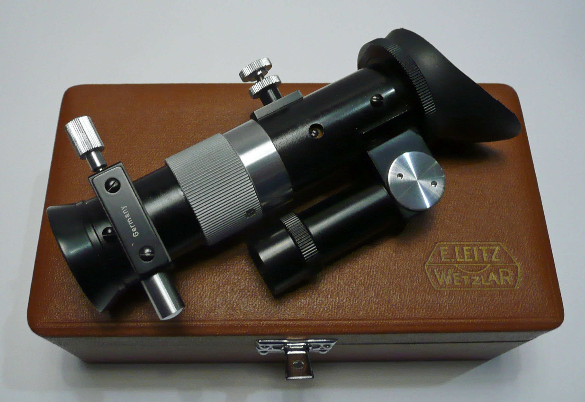 Hand spectroscope - Ernst Leitz, Wetzlar