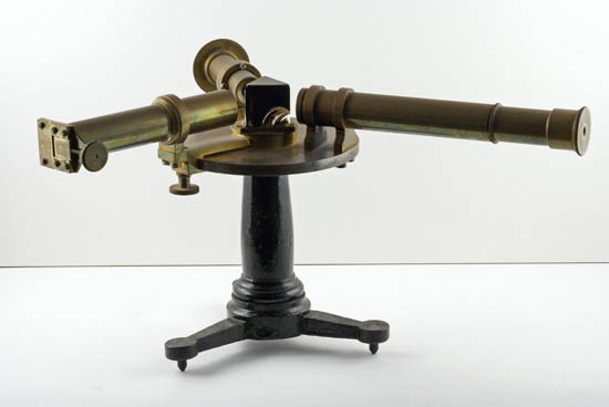 Kirchhoff Bunsen-type spectroscope, unsigned